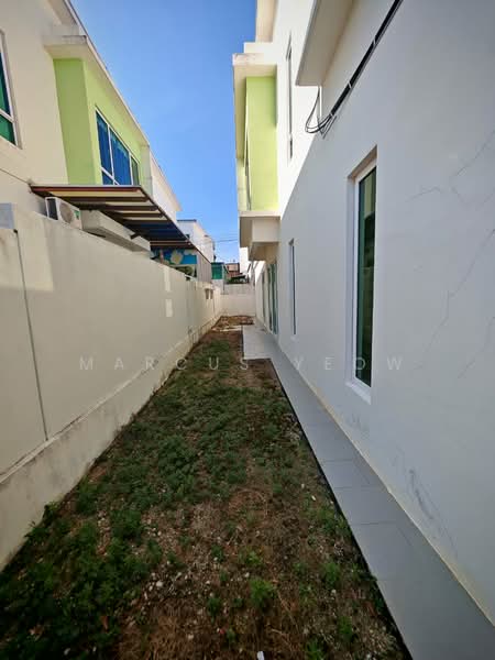 2-storey Terraced House for Sale in Seremban (Negeri Sembilan) - Marcus Yeow - Exterior - PropertyGuru.com.my