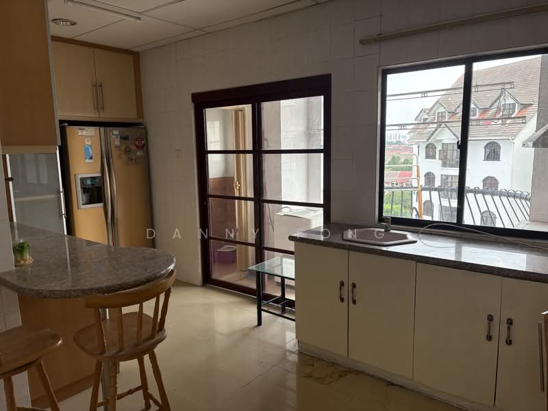 Flora Green untuk Untuk Disewa - RM 2,000 /bulan, Mac 2026 - Kitchen - PropertyGuru.com.my