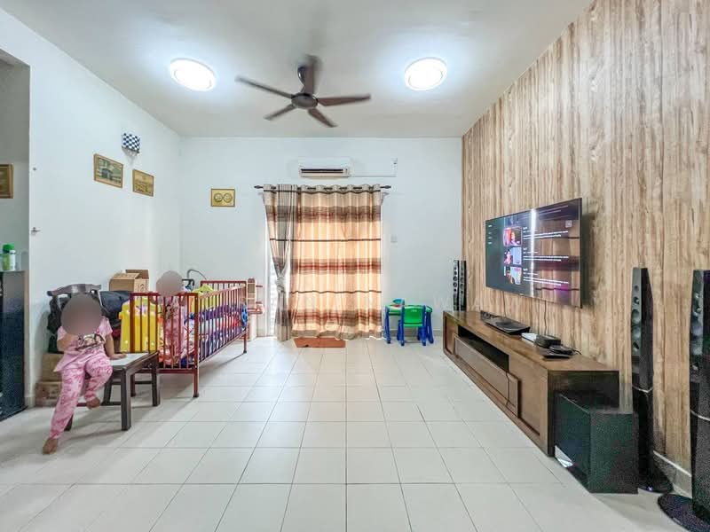 Apartment for Sale at Embun Residence - Fauran Nawawi - Living Room - PropertyGuru.com.my