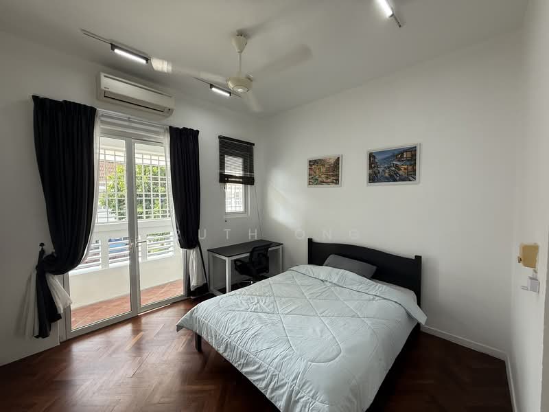 2.5-storey Terraced House for Rent in Tanjung Tokong (Penang) - Ruth Ong - Bedroom - PropertyGuru.com.my