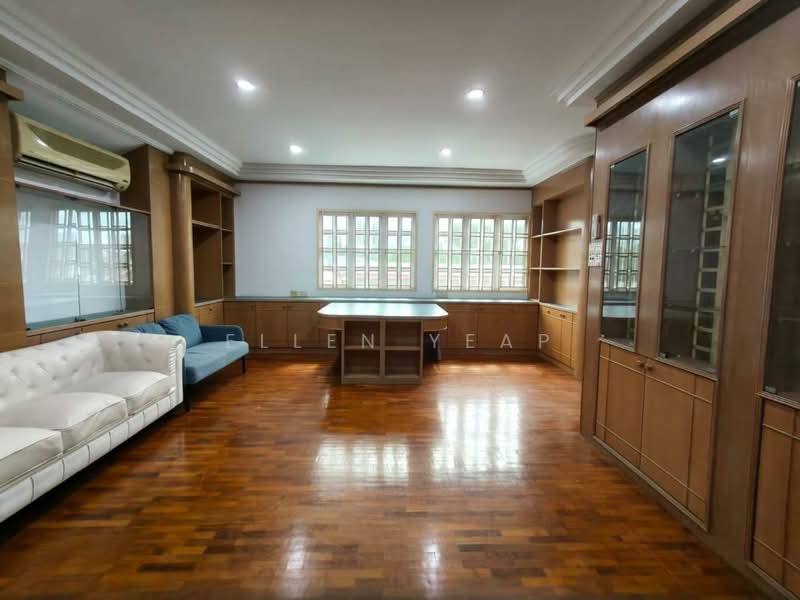 2-storey Terraced House for Rent in Johor Bahru (Johor) - Ellen Yeap - Living Room - PropertyGuru.com.my