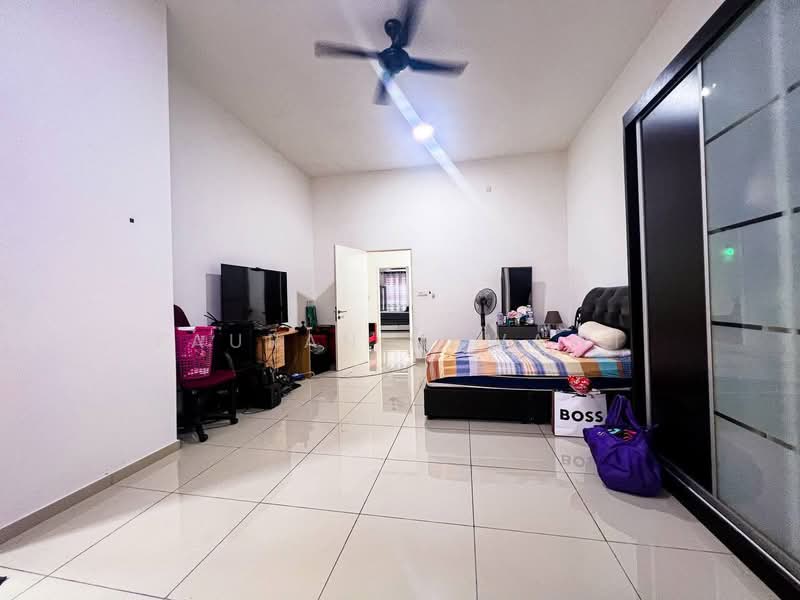 2-storey Terraced House for Sale in Bandar Sri Sendayan (Negeri Sembilan) - Fauran Nawawi - PropertyGuru.com.my