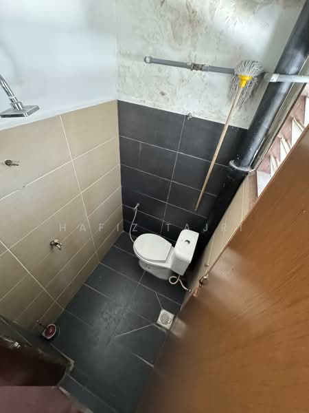 Kampung Tasik Tambahan untuk Untuk Dijual - RM 410,000, Mac 2026 - Bathroom - PropertyGuru.com.my