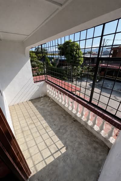 Kampung Tasik Tambahan untuk Untuk Dijual - RM 410,000, Mac 2026 - Balcony - PropertyGuru.com.my