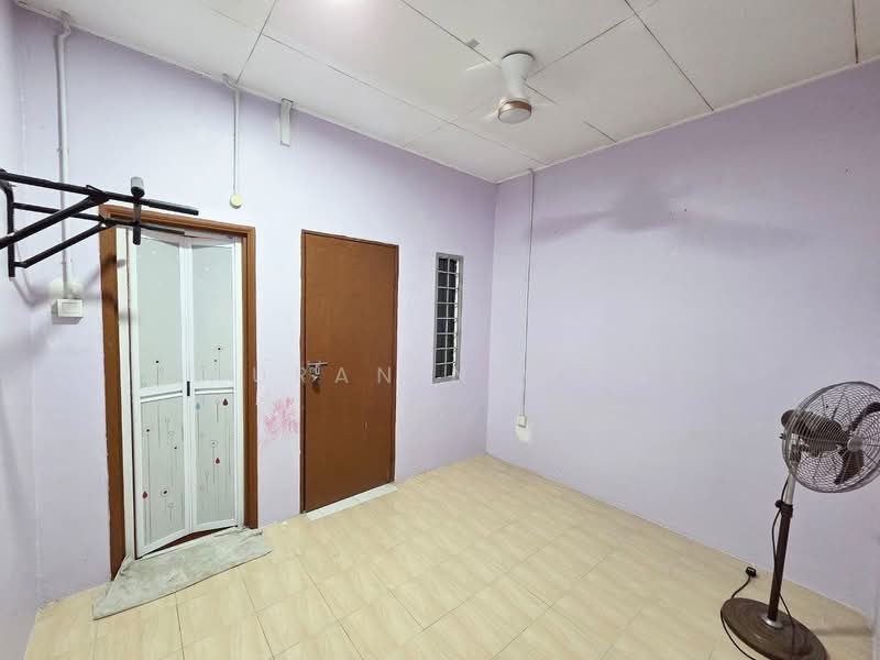 2-storey Terraced House for Sale in Jenjarom (Selangor) - Fauran Nawawi - PropertyGuru.com.my