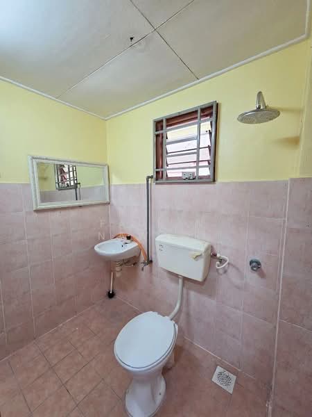 2-storey Terraced House for Sale in Jenjarom (Selangor) - Fauran Nawawi - PropertyGuru.com.my