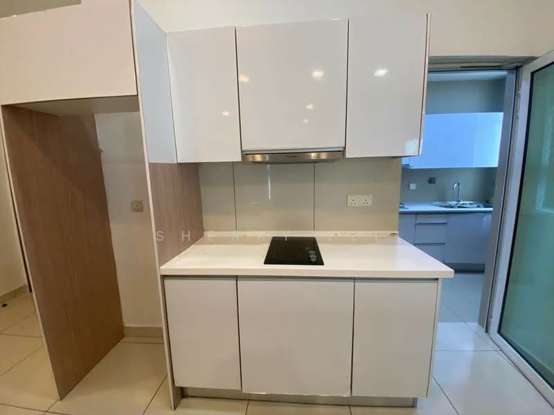 Condominium for Sale at Sri Putramas III / Royal Regent - Sherry Lee - Kitchen - PropertyGuru.com.my