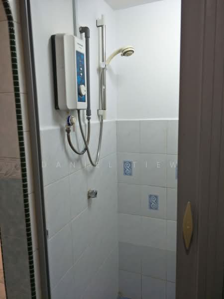 Apartment for Sale at Aman Dua - Daniel Tiew - Bathroom - PropertyGuru.com.my