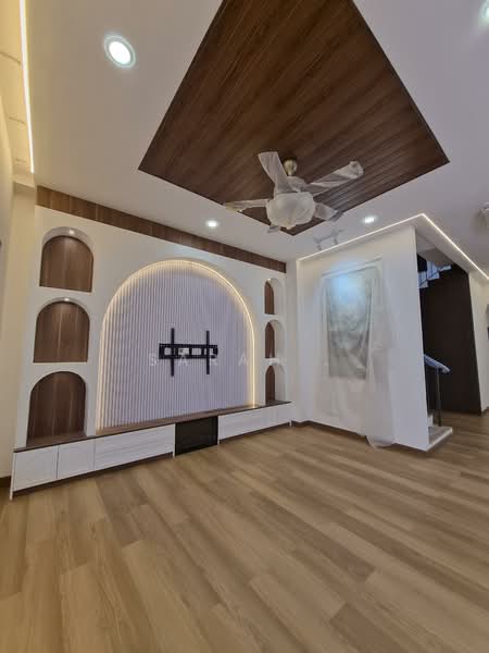 Rumah Teres untuk Dijual di Setia Safiro (Cyberjaya) - Sarah . - Living Room - PropertyGuru.com.my