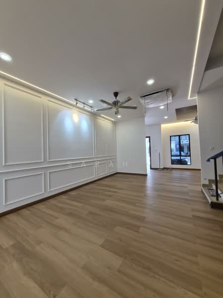 Rumah Teres untuk Dijual di Setia Safiro (Cyberjaya) - Sarah . - Living Room - PropertyGuru.com.my