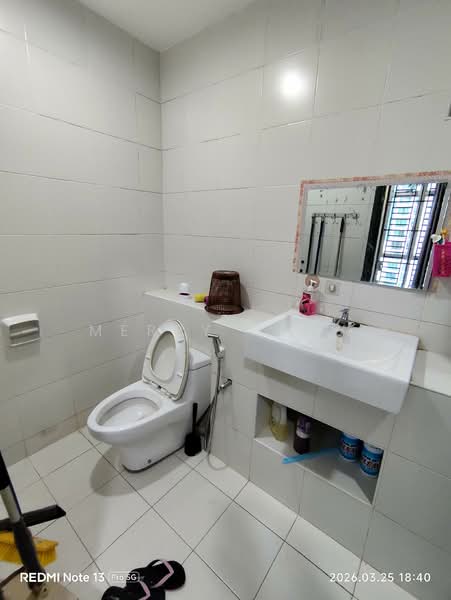 D'Ambience Residences (Pangsapuri Ikatan Flora) untuk Untuk Disewa - RM 1,500 /bulan, Apr 2026 - Bathroom - PropertyGuru.com.my