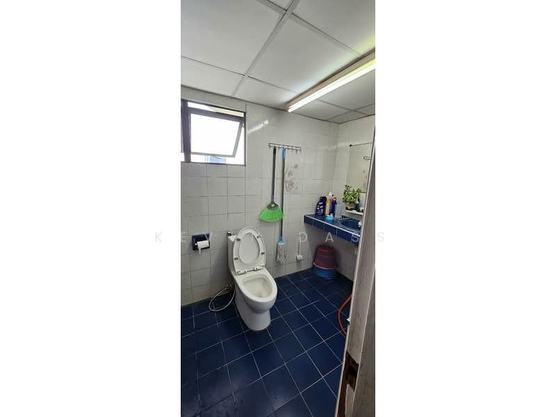 Condominium for Sale at Desa Kiara - Kevin Dass - Bathroom - PropertyGuru.com.my