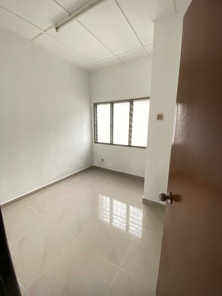2-storey Terraced House for Sale in Bandar Bukit Beruntung (Bukit Beruntung) - Lucas Loh - Interior - PropertyGuru.com.my