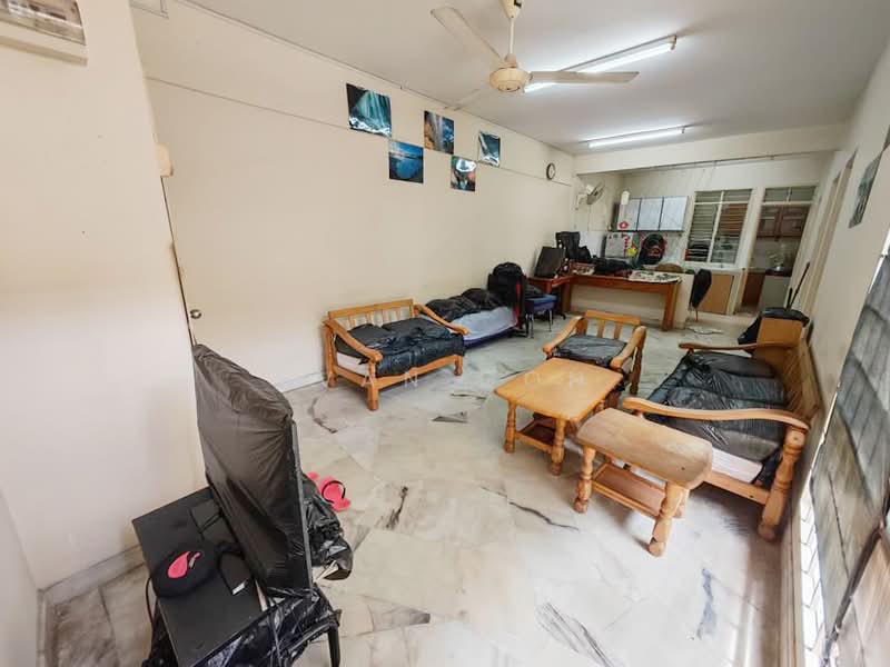 Pangsapuri Suria untuk Untuk Dijual - RM 259,000, Mac 2026 - Living Room - PropertyGuru.com.my