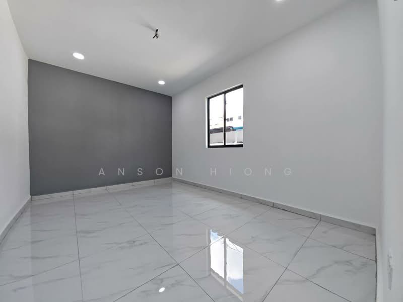 1-storey Terraced House for Sale in Senai (Kulai) - Anson Hiong - PropertyGuru.com.my
