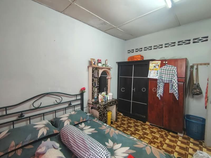 1-storey Terraced House for Sale in Taman Sentosa (Klang) - Tan Bee Choo - Bedroom - PropertyGuru.com.my