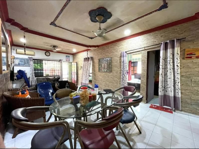 Ulu Tiram untuk Untuk Dijual - RM 510,000, Mac 2026 - Living Room - PropertyGuru.com.my