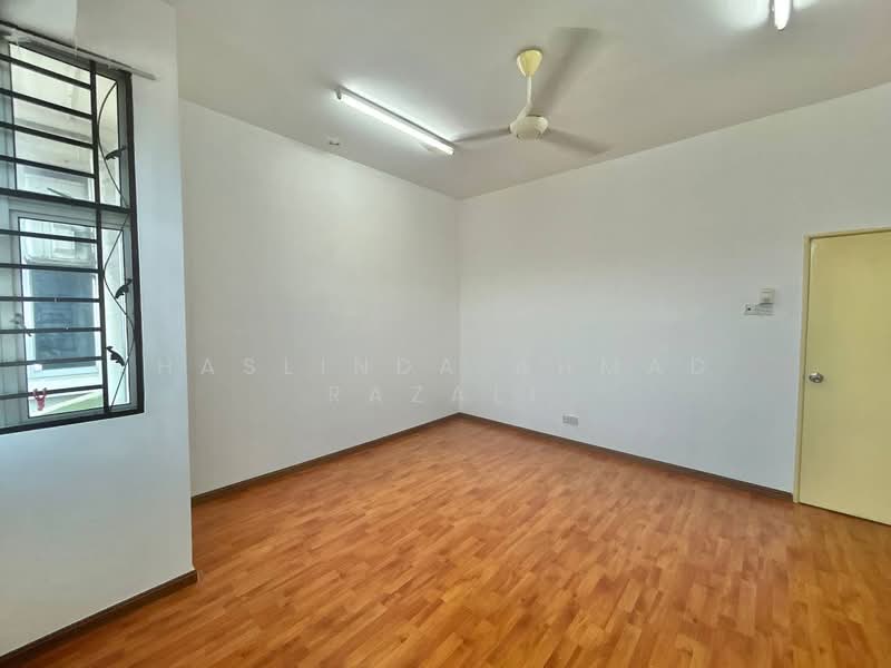Rumah Teres 2 Tingkat untuk Dijual di Kajang (Selangor) - Haslinda Ahmad Razali - Interior - PropertyGuru.com.my