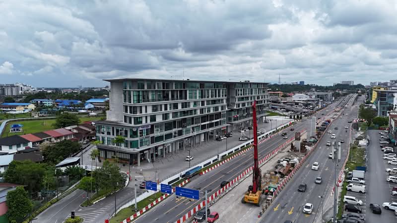 Shop for Sale in Kuching (Sarawak) - Sherene Kok - Exterior - PropertyGuru.com.my