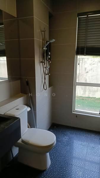 1-storey Terraced House for Sale in Hijauan Valdor (Sungai Jawi) - Hong . - Bathroom - PropertyGuru.com.my