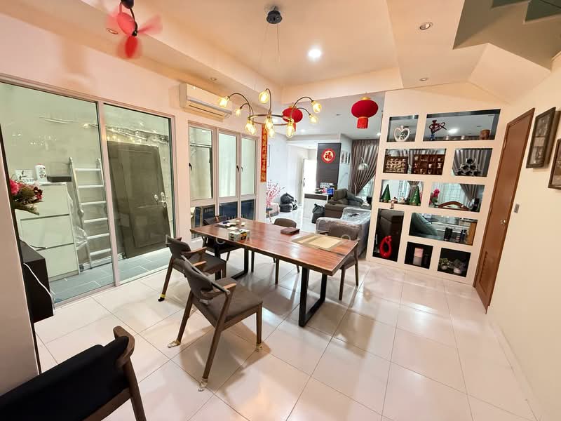 Serissa Terrace untuk Untuk Dijual - RM 880,000, Mac 2026 - Dining Room - PropertyGuru.com.my
