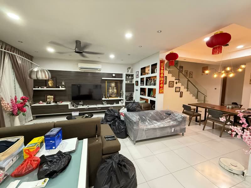Serissa Terrace untuk Untuk Dijual - RM 880,000, Mac 2026 - Living Room - PropertyGuru.com.my