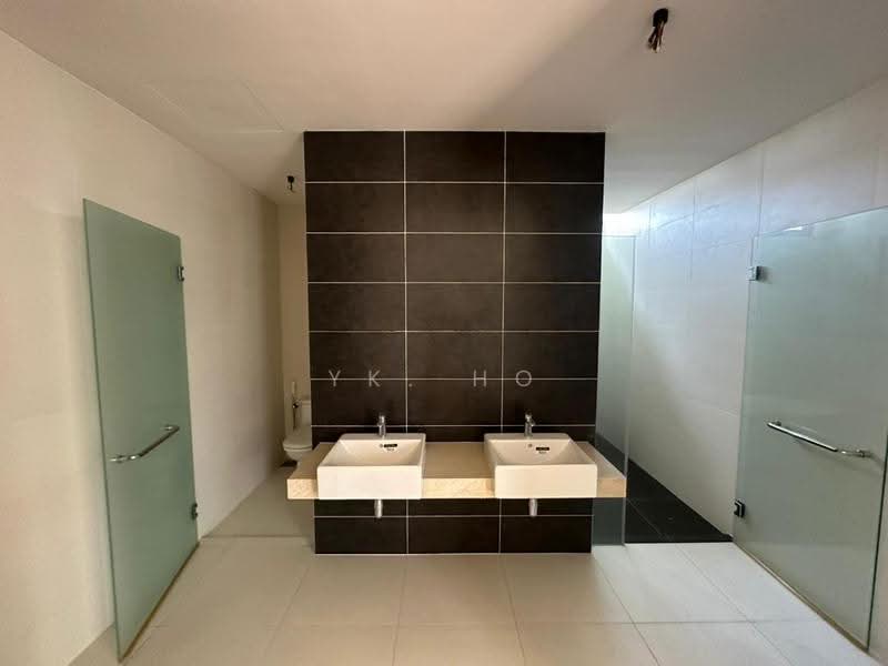 Banglo Lot Kosong untuk Dijual di Taman Melawati (Ulu Kelang) - YK. Ho - Bathroom - PropertyGuru.com.my