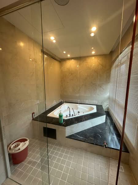 Moonlight Bay untuk Untuk Dijual - RM 2,350,000, Mac 2026 - Bathroom - PropertyGuru.com.my