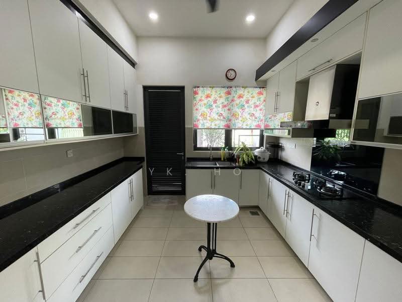 Banglo Lot Kosong untuk Dijual di Taman Melawati (Ulu Kelang) - YK. Ho - Kitchen - PropertyGuru.com.my