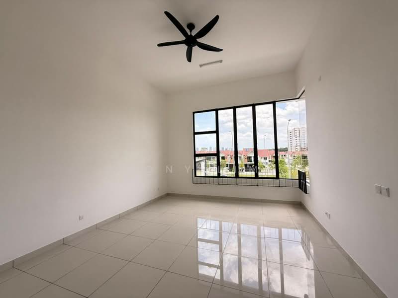 Senadi Hill Senadi Hill Senadis Hills untuk Untuk Disewa - RM 3,600 /bulan, Mac 2026 - Living Room - PropertyGuru.com.my