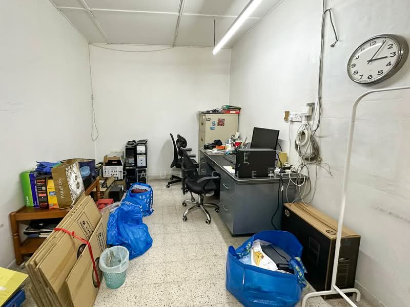 Rumah Teres 2 Tingkat untuk Dijual di Taman Lucky (Bangsar) - Paul Chen - Study - PropertyGuru.com.my