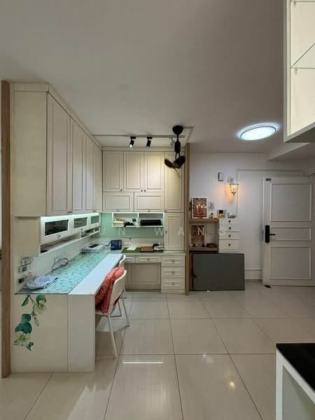Apartment for Sale at Molek Pine 4 - Jun Wang - Study - PropertyGuru.com.my
