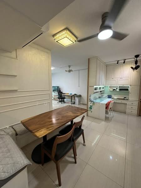 Apartment for Sale at Molek Pine 4 - Jun Wang - Dining Room - PropertyGuru.com.my
