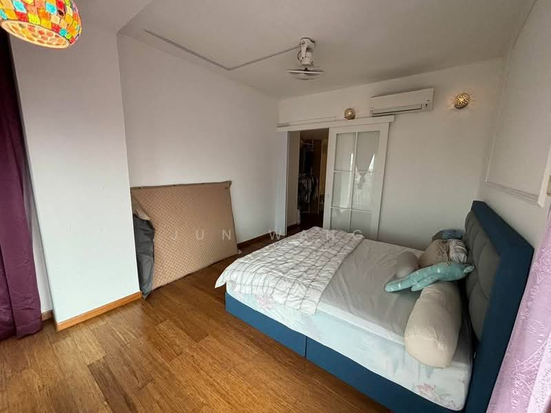 Apartment for Sale at Molek Pine 4 - Jun Wang - Bedroom - PropertyGuru.com.my