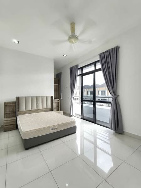 2-storey Terraced House for Sale in Taman Ekoflora (Johor Bahru) - Wil Mong - Bedroom - PropertyGuru.com.my