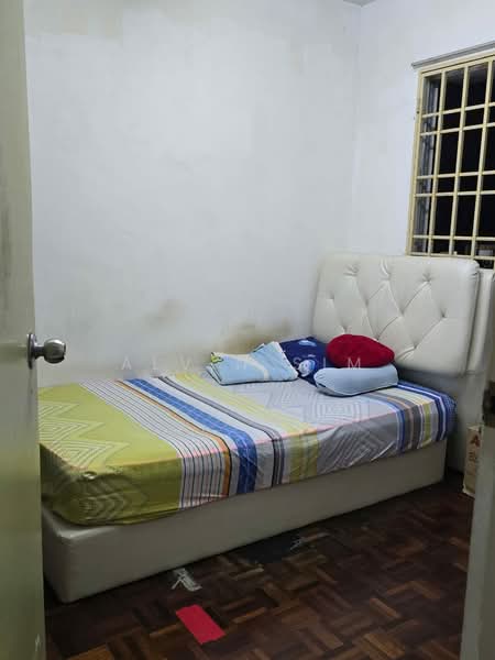 Taman Kristal untuk Untuk Dijual - RM 340,000, Mac 2026 - Bedroom - PropertyGuru.com.my