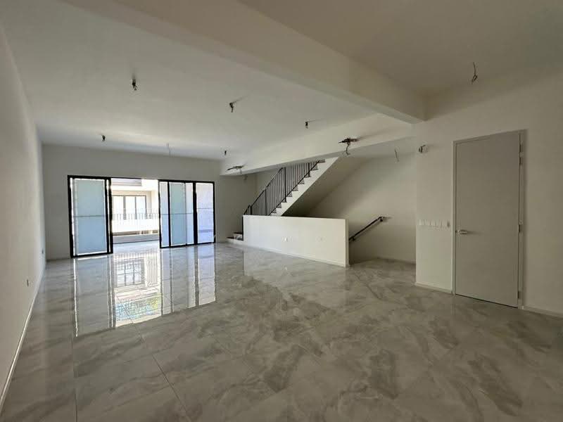 Terraced House for Sale in Taman Melawati (Ulu Kelang) - YK. Ho - Living Room - PropertyGuru.com.my