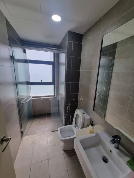 Lakeville Residence untuk Untuk Disewa - RM 2,300 /bulan, Mac 2026 - Bathroom - PropertyGuru.com.my