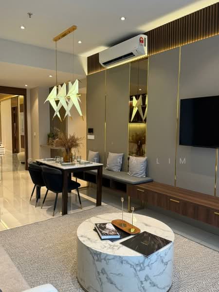 Golden Crown Residence untuk Untuk Dijual - RM 2,000,000, Mac 2026 - Living Room - PropertyGuru.com.my