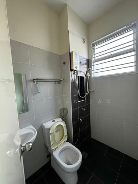 2-storey Terraced House for Rent in Johor Bahru (Johor) - Foo Jun Tao - Bathroom - PropertyGuru.com.my