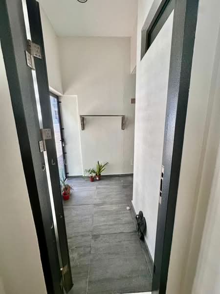 2-storey Terraced House for Sale in Shah Alam (Selangor) - Lucas Loh - Entrance - PropertyGuru.com.my