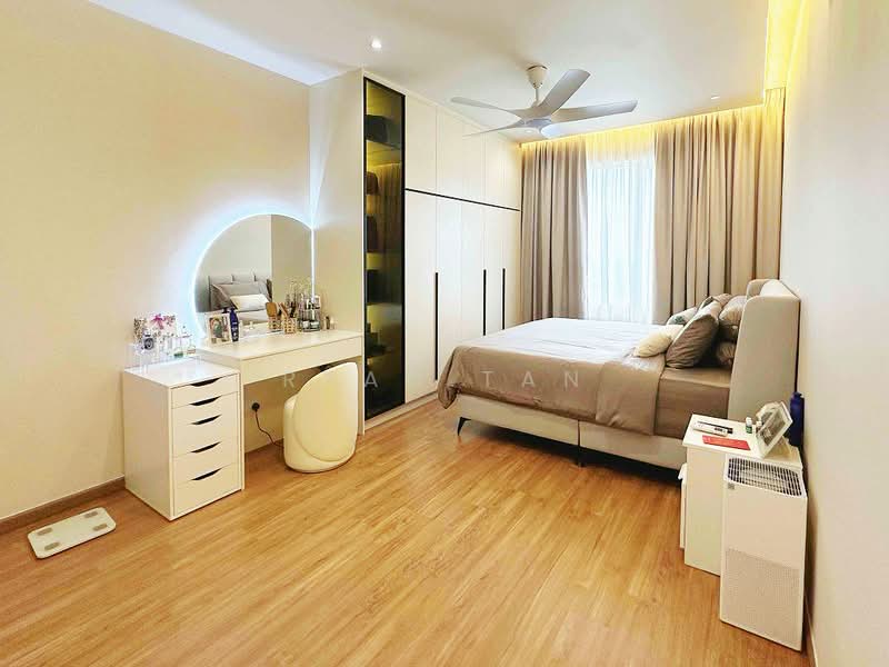 Service Residence for Sale at Wave @ Marina Cove - Ryan Tan - Bedroom - PropertyGuru.com.my