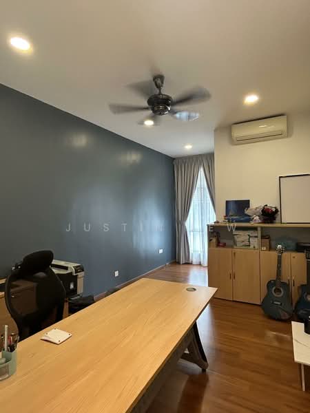 2.5-storey Terraced House for Rent in Taman Setia 2 (Balakong) - Justin Lew - Study - PropertyGuru.com.my