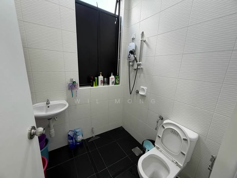Terraced House for Sale in Kota Masai (Pasir Gudang) - Wil Mong - Bathroom - PropertyGuru.com.my