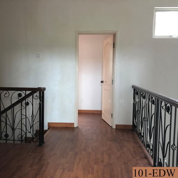 3-storey Terraced House for Sale in Setia Alam ( Anjung Sari) (Setia Alam) - Hao Kai Khaw - Interior - PropertyGuru.com.my