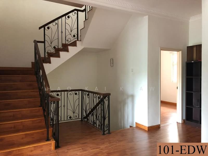 3-storey Terraced House for Sale in Setia Alam ( Anjung Sari) (Setia Alam) - Hao Kai Khaw - Interior - PropertyGuru.com.my