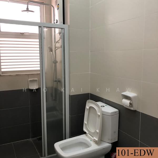 3-storey Terraced House for Sale in Setia Alam ( Anjung Sari) (Setia Alam) - Hao Kai Khaw - Bathroom - PropertyGuru.com.my