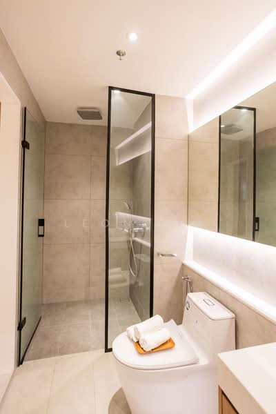 Service Residence for Sale at Golden Crown Residence - Leon Lee - Bathroom - PropertyGuru.com.my