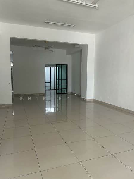 2-storey Terraced House for Sale in Setia Indah (Setia Alam) - Shirley Chan - Living Room - PropertyGuru.com.my