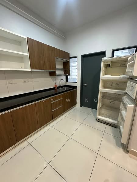 Service Residence for Rent at The Link 2 Residences - Ivy Wong - Kitchen - PropertyGuru.com.my